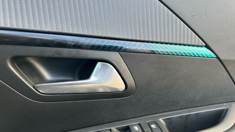 Peugeot 208 100kW Allure Premium 50kWh 5dr Auto Electric Hatchback